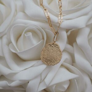 Collier César