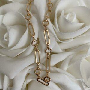 Collier Nous