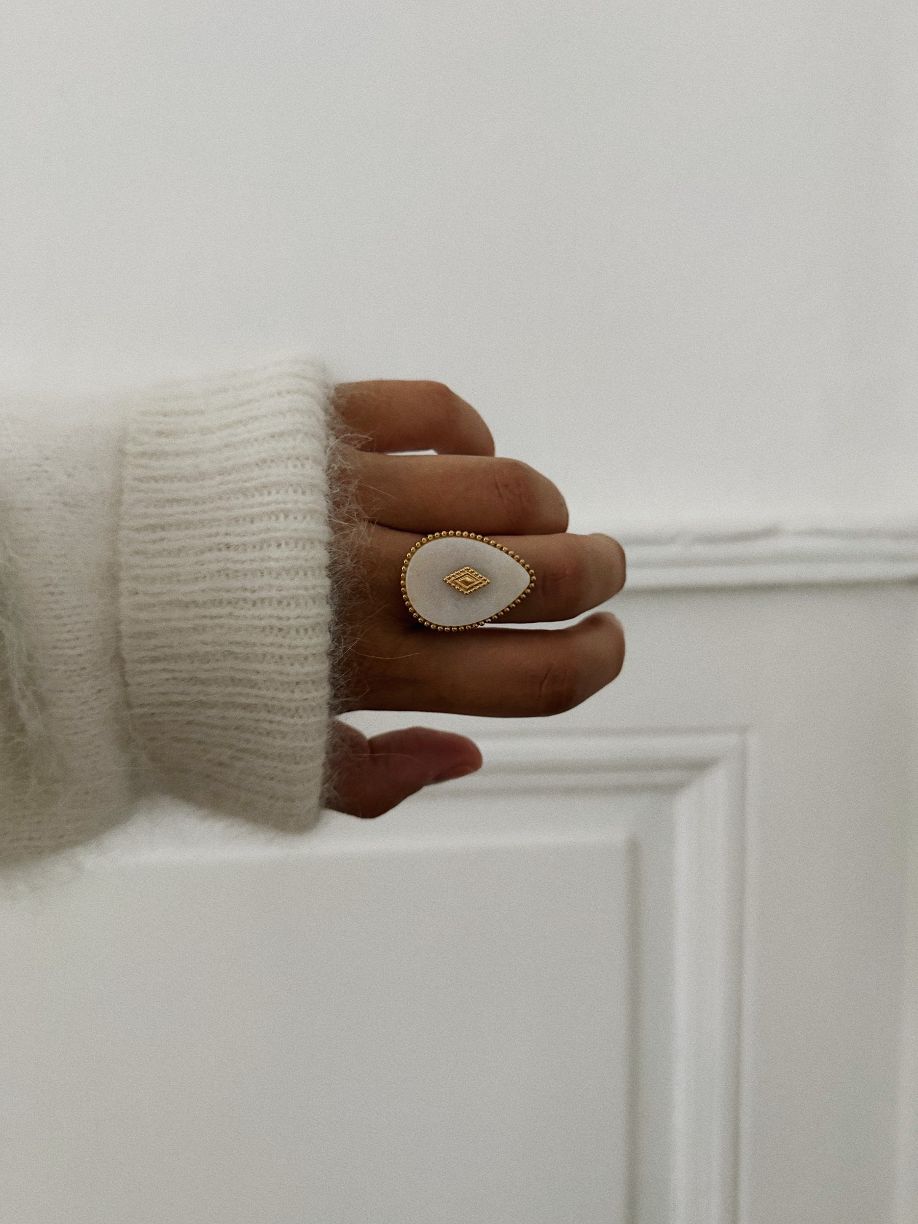 Bague Abil blanche 1 Bague Abil blanche 1