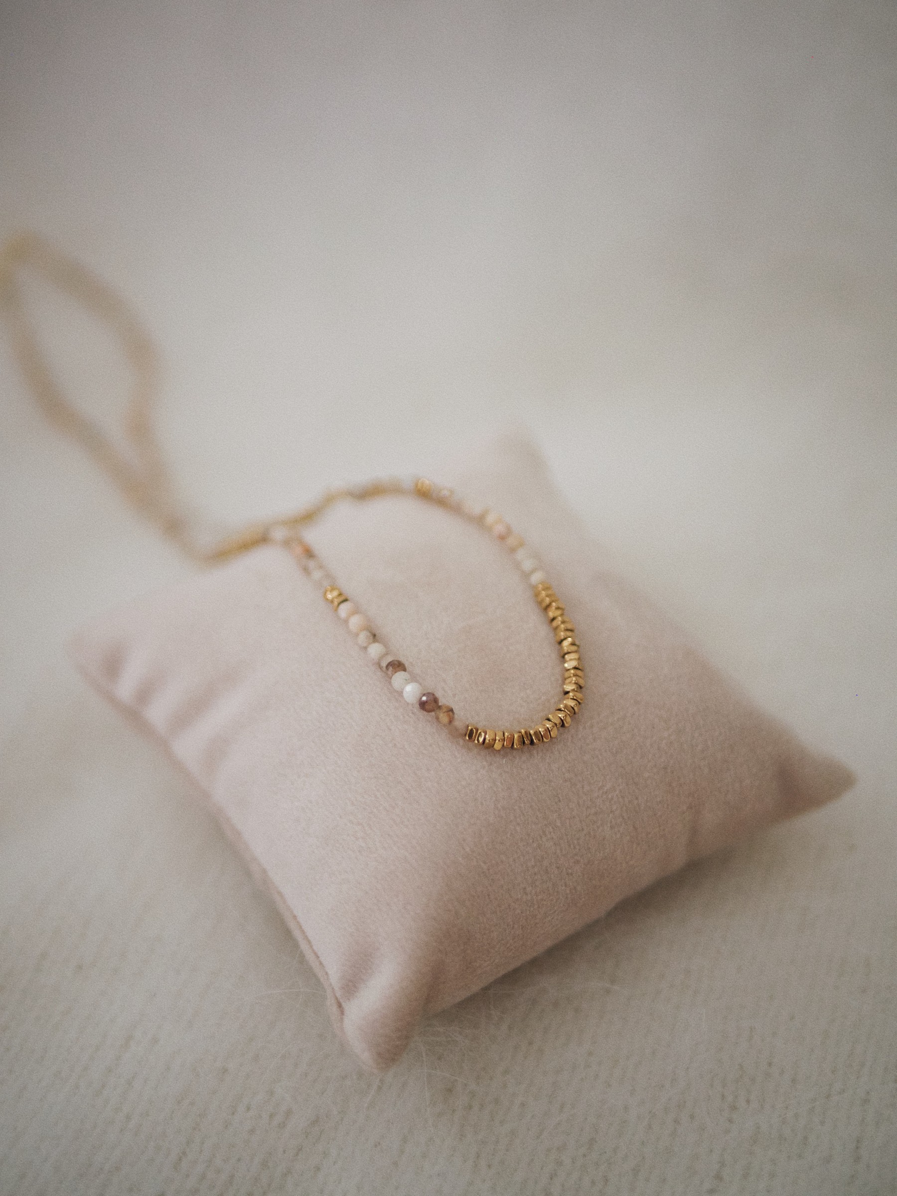 Collier Foule beige 3 Collier Foule beige 3