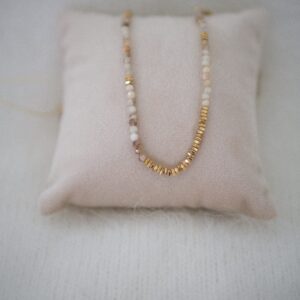 Collier Foule beige 4